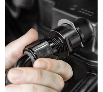 Переходный фитинг An10/VAG (A4, A6, Golf, Jetta & TT)