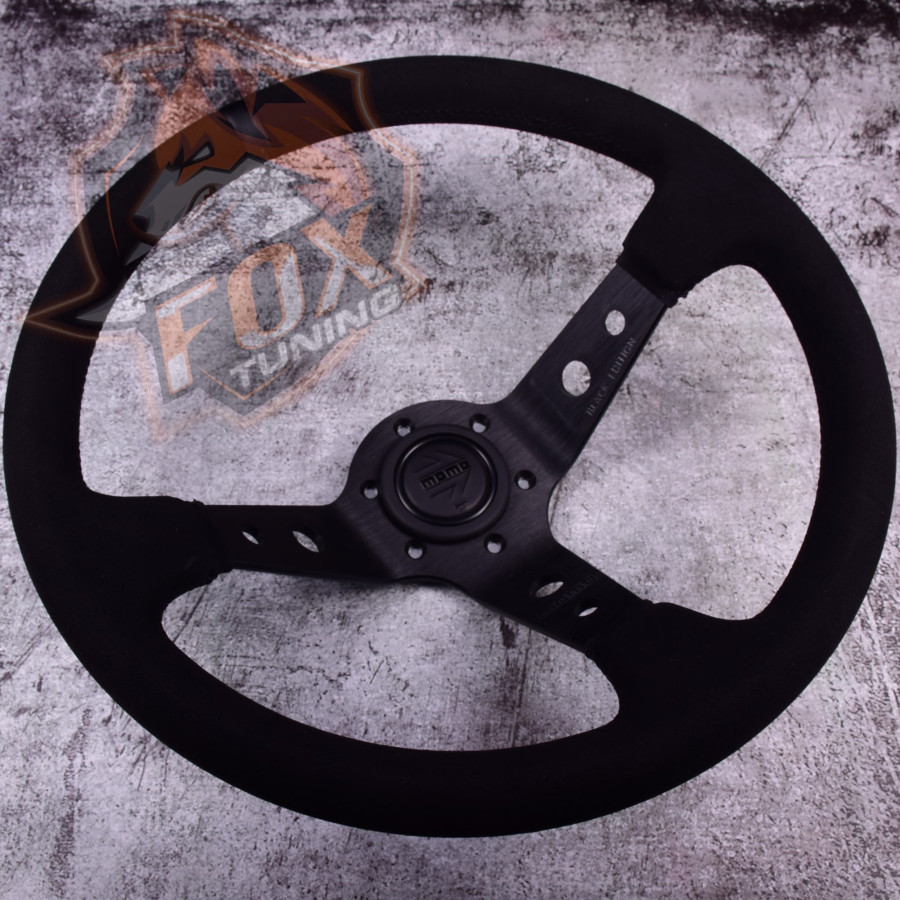 Спортивный руль Momo Black с вылетом 100 mm (замш)