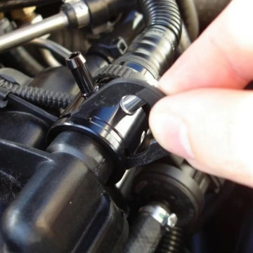 Вакуумный адаптер Boost для VW/Audi Golf 6 1.8Т и 2.0Т