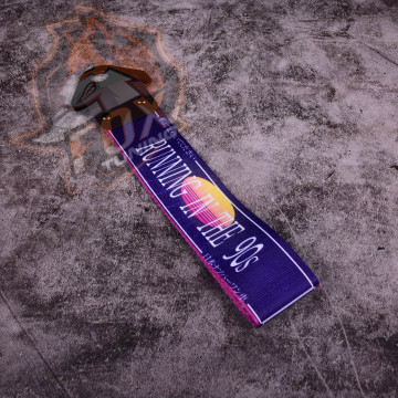 Буксирувальна петля Running In The 90s