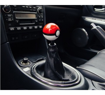 Універсальная ручка кпп Poké Ball