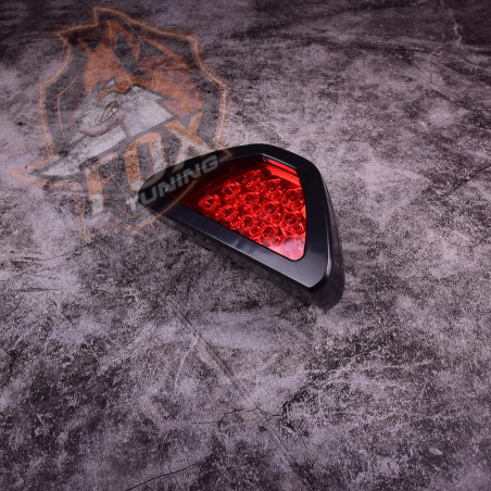 Трикутний стоп сигнал F1