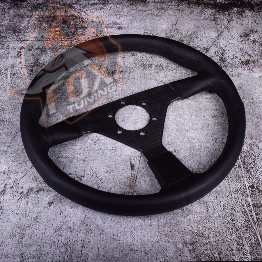Спортивный кожаный руль MOMO Montecarlo без вылета