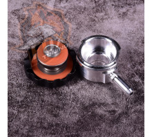 Приварна горловина радіатора з кришкою FT