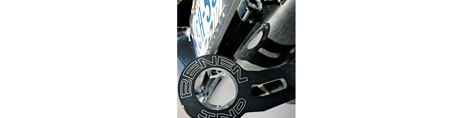 Буксировочные крюки и петля